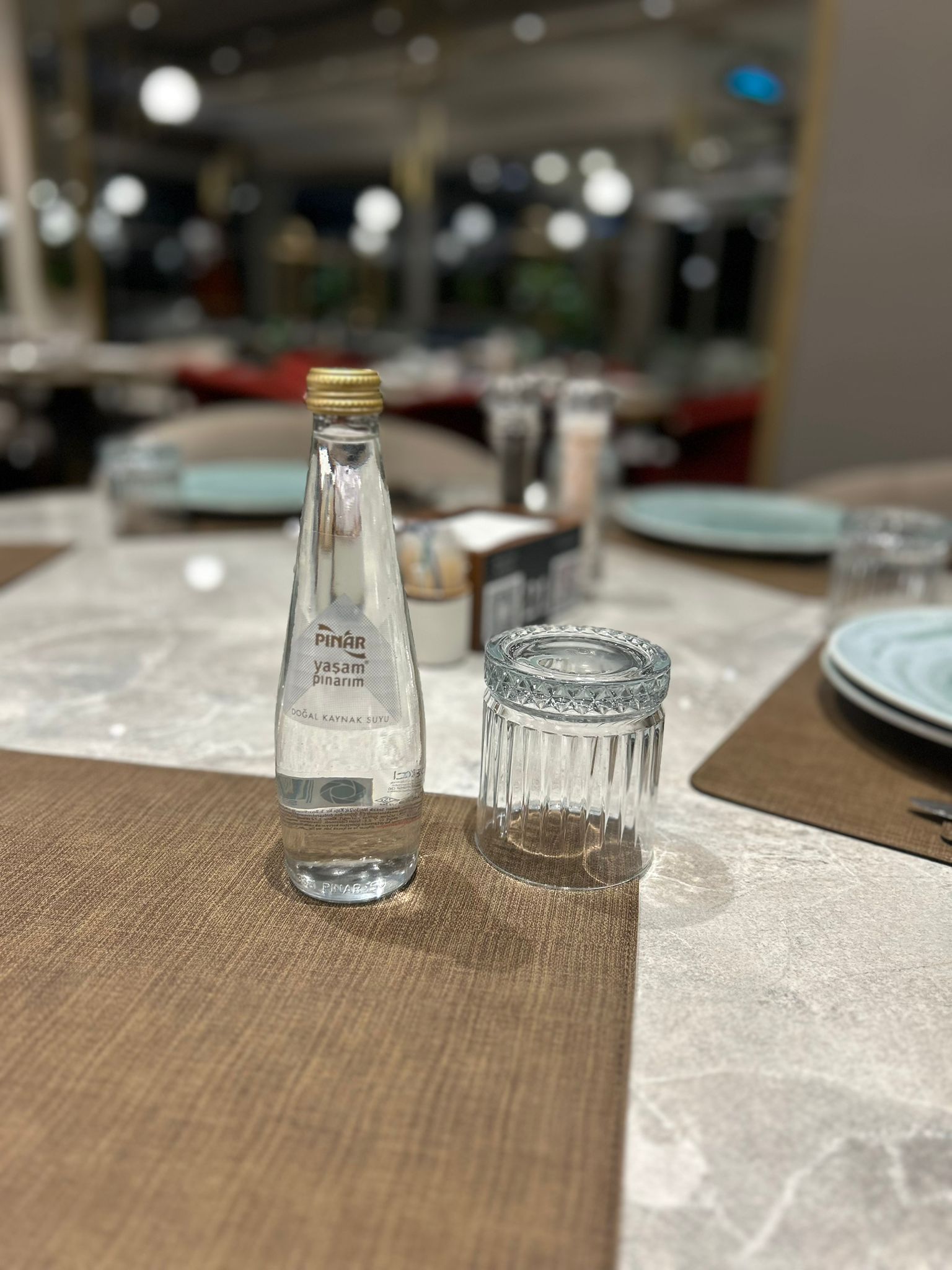 Cam Şişe Küçük Su 0.33 lt.